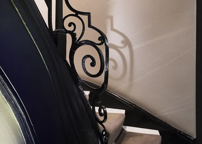 Daunou Opera Hotel 3*