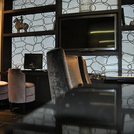 ホテル ドヌー オペラ パリ