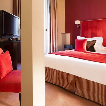 Daunou Opera Hotel 3*