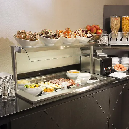 ホテル ドヌー オペラ パリ